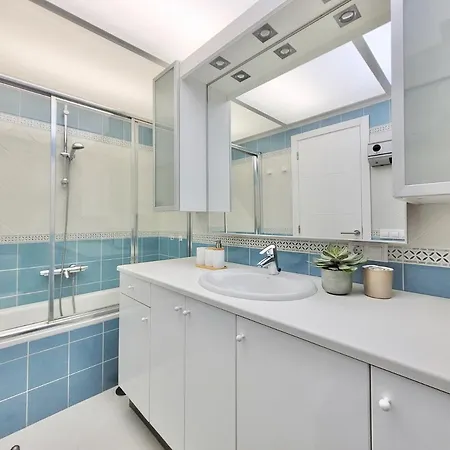 Atlantic Getaway Apartment *